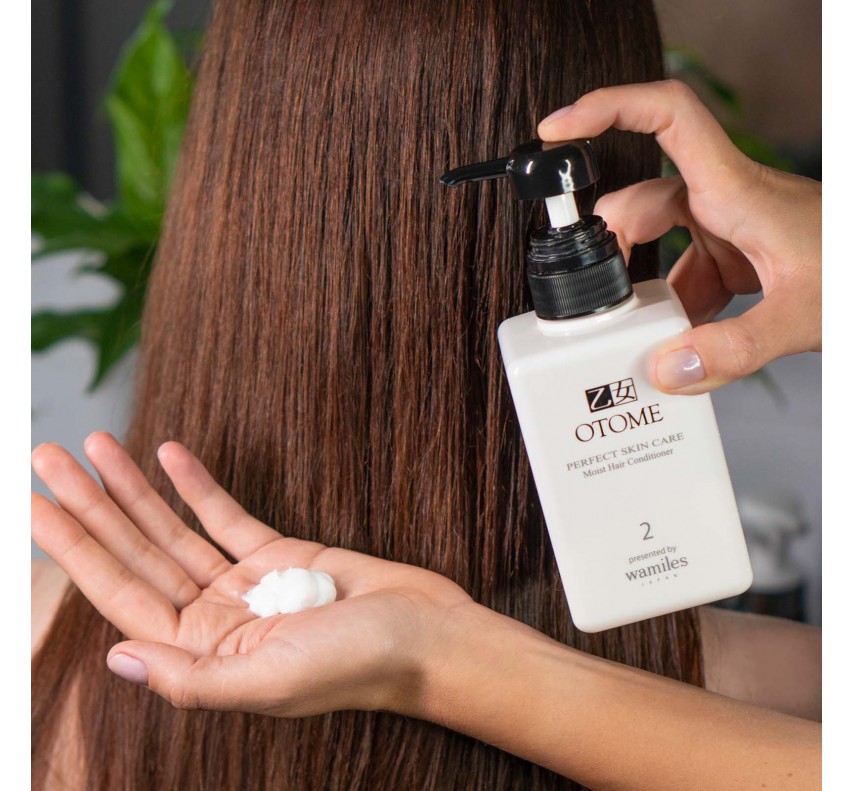 OTOME Care Moist Hair Conditioner Зволожуючий кондиціонер, 400 мл